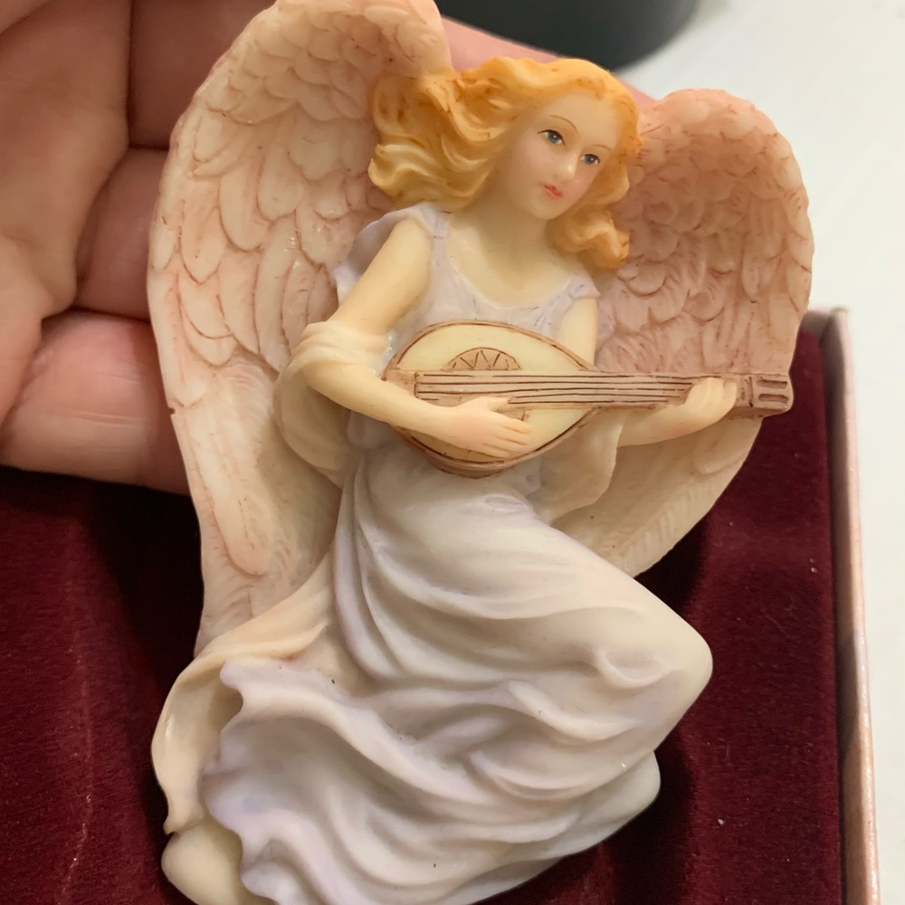 Seraphim Classics, angel Christmas ornament Lydia. 4” exclusive by Roman Inc.